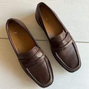 Cole Haan "Daryl" Dark Brown Leather Loafers Model D22817 Sz 6 1/2